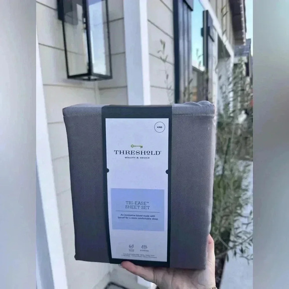 NWT King Tri-Ease Printed Pattern Sheet Set Gray Herringbone-Threshold - Picture 4 of 5